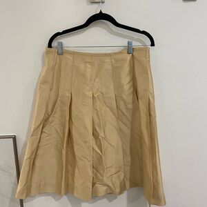 Banana Republic silk pleated skirt